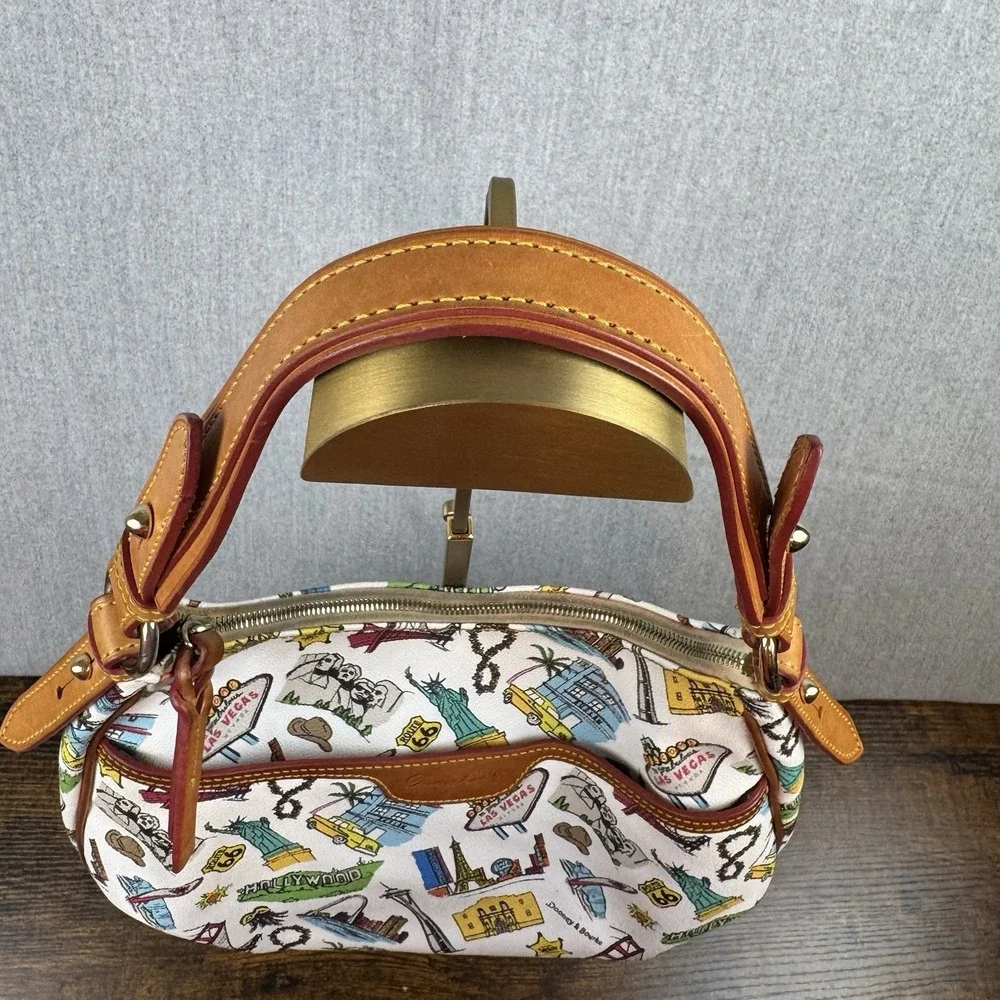 Dooney & Bourke East West Collins Hobo‎ Handbag Americana Hollywood Travel